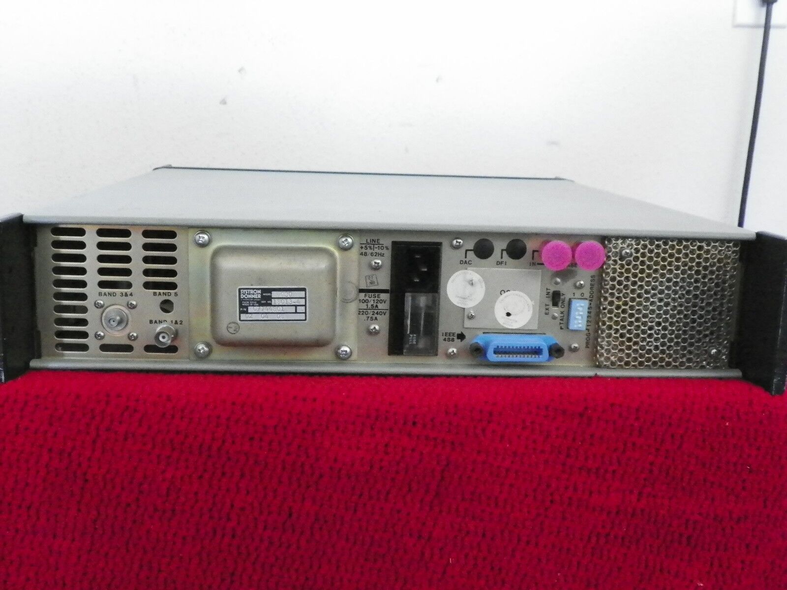 Systron Donner 6030 microwave frequency counter 10hz-26.5Ghz w/opt 02,04,& 06 Systron Donner 6030 microwave frequency counter 10hz-26.5Ghz w/opt 02,04,& 06